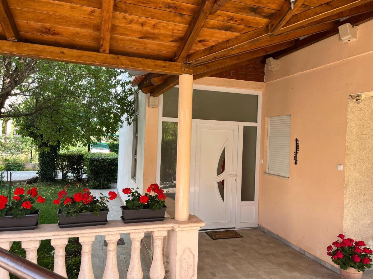 Apartment Ruzica Sukošan Buitenkant foto