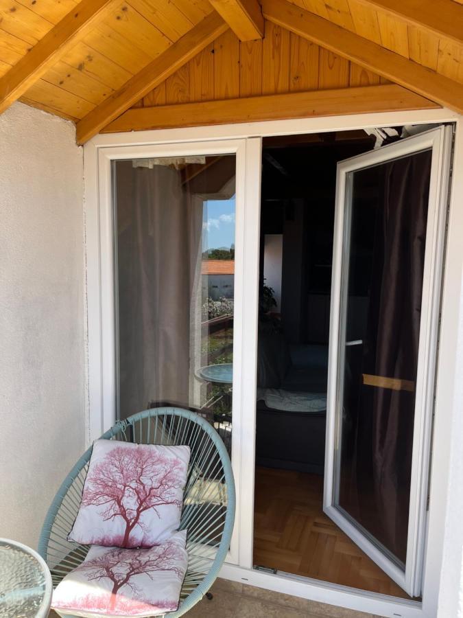 Apartment Ruzica Sukošan Buitenkant foto