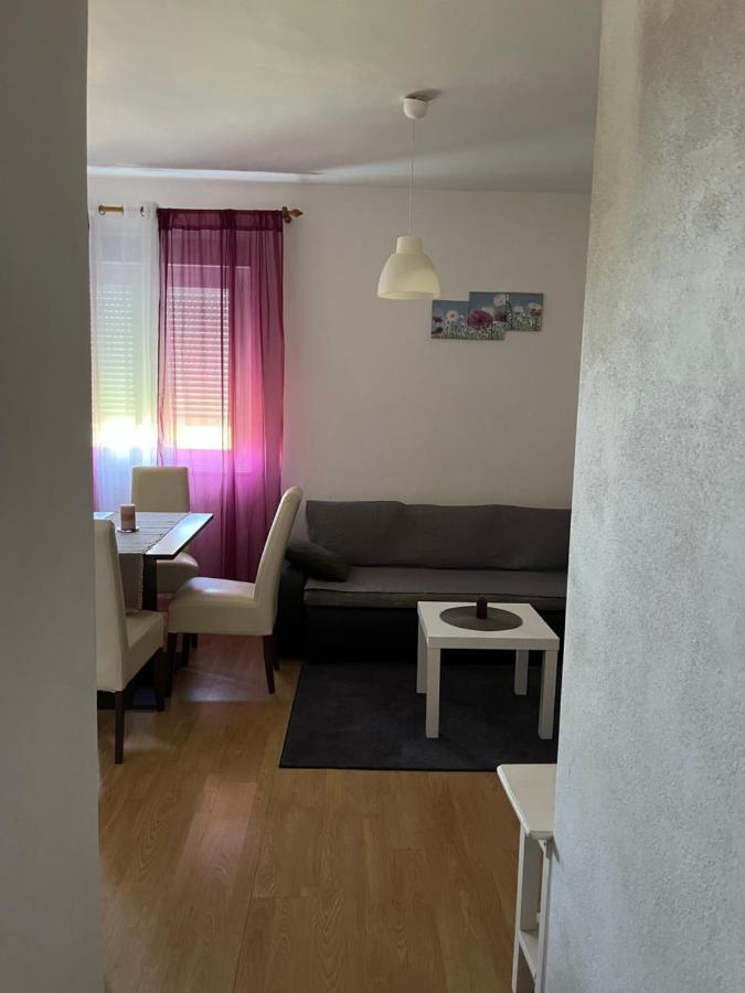 Apartment Ruzica Sukošan Buitenkant foto