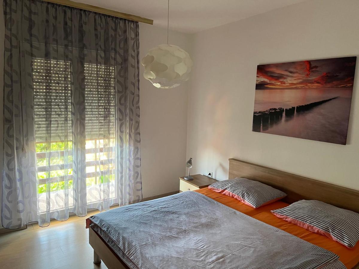 Apartment Ruzica Sukošan Buitenkant foto