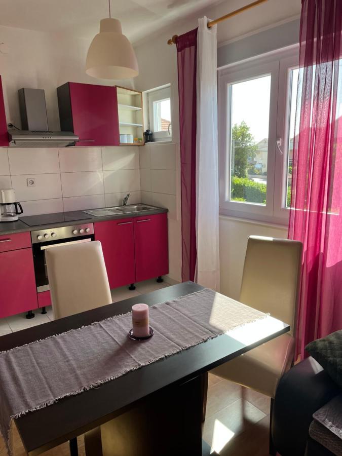 Apartment Ruzica Sukošan Buitenkant foto